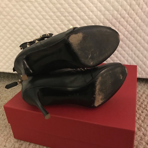 Valentino Rockstud Peep Toe Bootie with bow - Picture 6 of 8